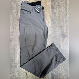 New* Women's Truewerk Work Pants